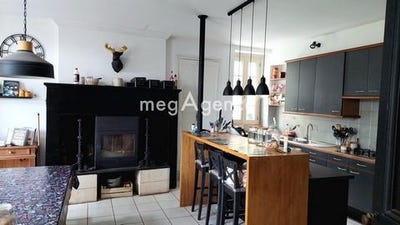 /international/fr/saint-porchaire-charente-310105790335/