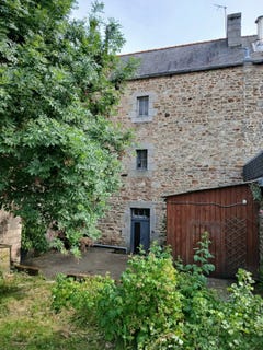 /international/fr/guingamp-brittany-310108436124/
