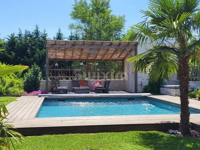 /international/fr/charnay-les-macon-burgundy-310101252175/