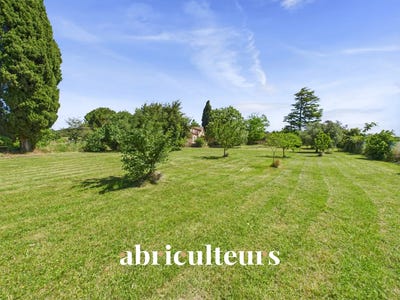 /international/fr/1051-route-de-pelissanne-lambesc-provence-alpes-cote-d-azur-310100484530/