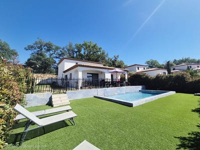 /international/fr/gareoult-provence-alpes-cote-d-azur-310120523544/