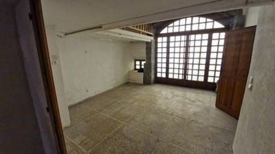 /international/fr/clermont-ferrand-auvergne-310104802447/