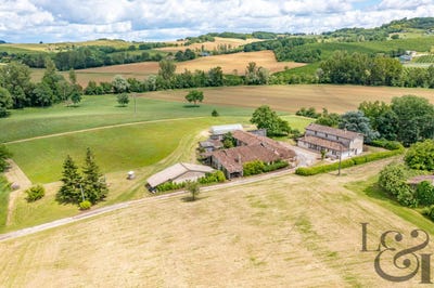 /international/fr/monclar-aquitaine-310109908965/