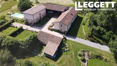 /international/fr/essertines-en-donzy-rhone-310100487746/