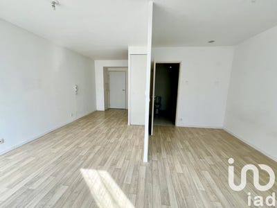 /international/fr/jouy-le-moutier-ile-de-france-310098144881/