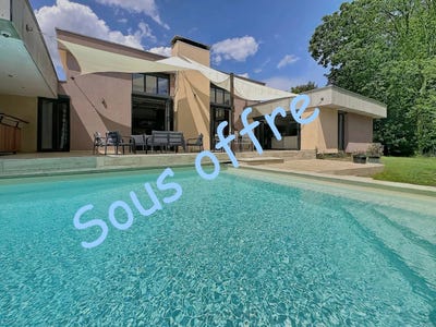 /international/fr/fontainebleau-ile-de-france-310108994631/
