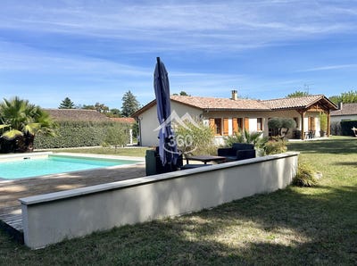 /international/fr/houeilles-aquitaine-310106289285/