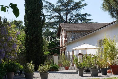/international/fr/lisle-sur-tarn-midi-pyrenees-310098611981/