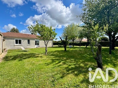 /international/fr/montroy-charente-310107579370/