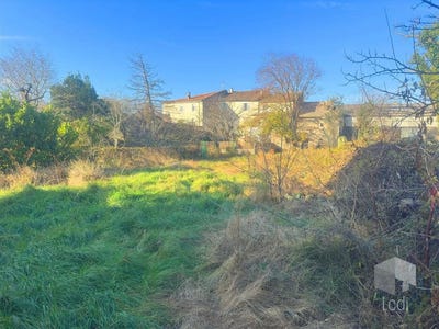 /international/fr/donzere-rhone-310099615472/?lang=id