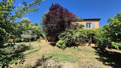 /international/fr/gonfaron-provence-alpes-cote-d-azur-310109246288/
