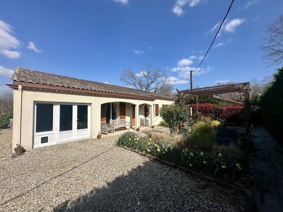 /international/fr/puysserampion-aquitaine-310106596185/