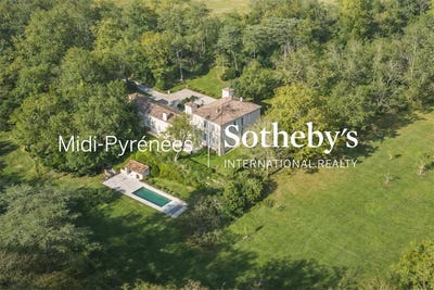 /international/fr/puylaurens-midi-pyrenees-310104045247/