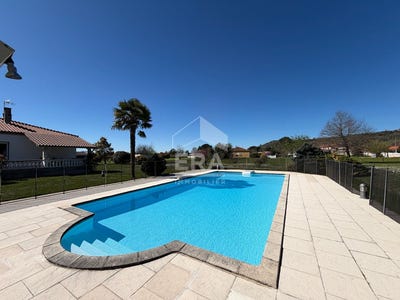 /international/fr/lescure-d-albigeois-midi-pyrenees-310107888402/