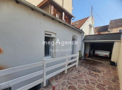 /international/fr/montlucon-auvergne-310099919456/?lang=zh-cn