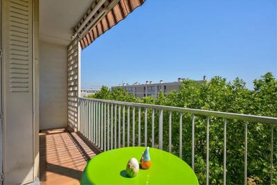 /international/fr/bron-rhone-310109016169/