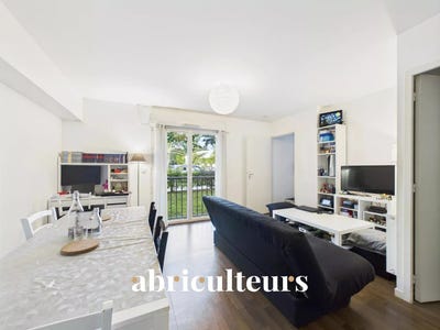 /international/fr/23-avenue-du-bout-des-landes-nantes-pays-de-la-loire-310101282567/?lang=en