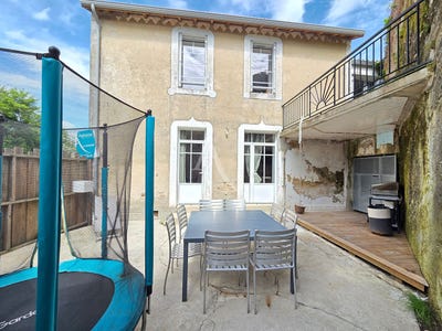 /international/fr/apremont-pays-de-la-loire-310105252433/