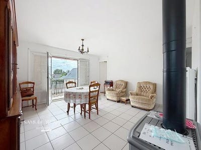 /international/fr/allonnes-pays-de-la-loire-310109226805/