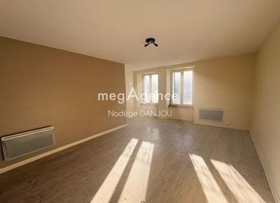 /international/fr/landelles-et-coupigny-la-basse-normandie-310105007037/