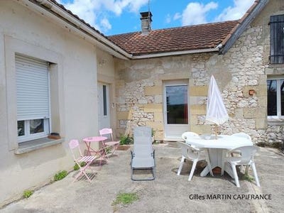 /international/fr/port-ste-foy-et-ponchapt-aquitaine-310101376492/
