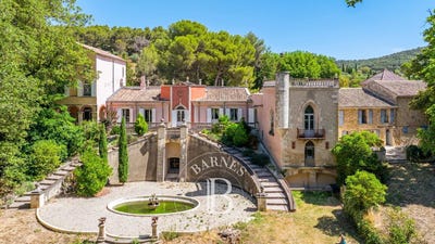 /international/fr/lourmarin-provence-alpes-cote-d-azur-310101487036/?lang=zh-cn