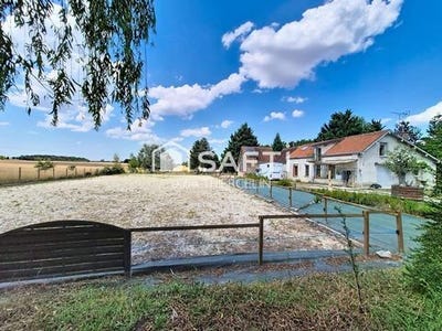 /international/fr/quiers-sur-bezonde-centre-val-de-loire-310108927522/