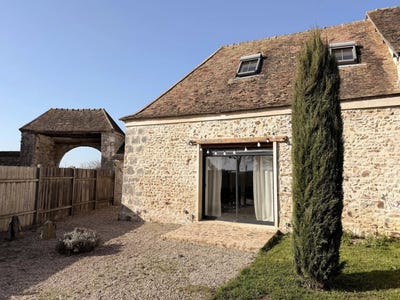 /international/fr/anet-centre-val-de-loire-310106998108/