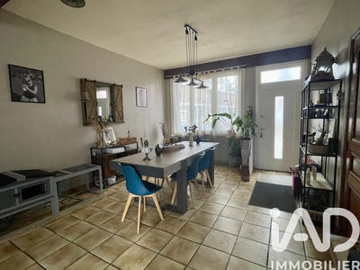 /international/fr/roye-picardie-310106575465/