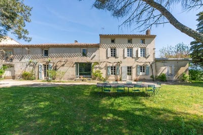 /international/fr/carcassonne-languedoc-roussillon-310108460527/
