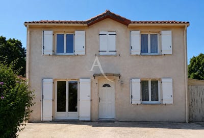/international/fr/noyers-sur-cher-centre-val-de-loire-310108100839/