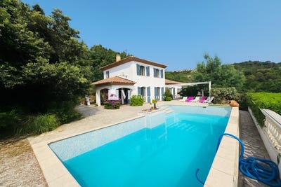 /international/fr/roquebrune-sur-argens-provence-alpes-cote-d-azur-310101172198/?lang=en