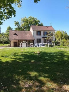 /international/fr/cesset-auvergne-310107563619/