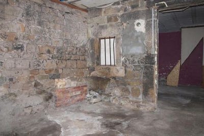 /international/fr/le-chambon-feugerolles-rhone-310105341613/