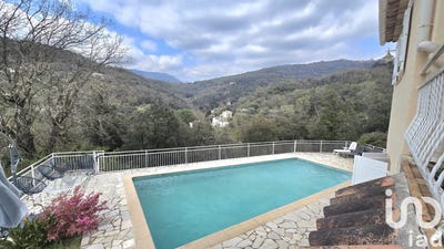 /international/fr/contes-provence-alpes-cote-d-azur-310098555337/