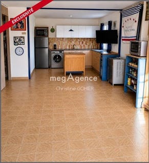 /international/fr/saint-jean-d-angely-charente-310105303105/