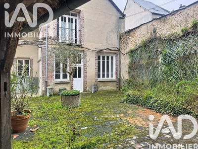 /international/fr/chateau-renard-centre-val-de-loire-310108895722/