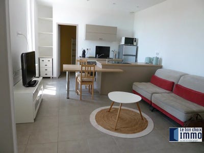 /international/fr/saintes-charente-310100960947/?lang=zh-cn