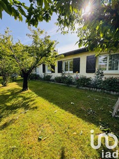 /international/fr/coutras-aquitaine-310099843416/