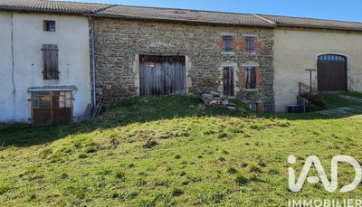 /international/fr/saint-pierre-du-champ-auvergne-310105910664/