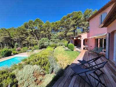 /international/fr/lorgues-provence-alpes-cote-d-azur-310100992909/