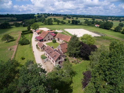 /international/fr/ygrande-auvergne-120095852528/?lang=it