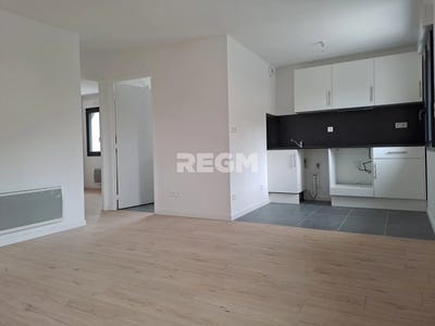 /international/fr/etampes-ile-de-france-310098901924/