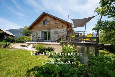 /international/fr/embrun-provence-alpes-cote-d-azur-310110184439/