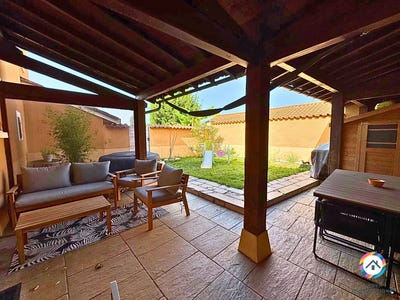 /international/fr/villefranche-sur-saone-rhone-310100646797/