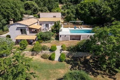 /international/fr/tourrettes-sur-loup-provence-alpes-cote-d-azur-310101387068/?lang=fr