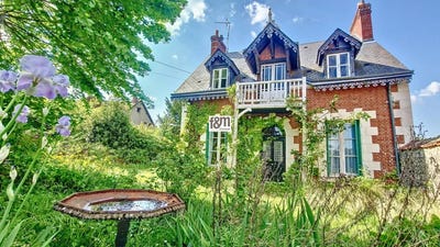 /international/fr/blois-centre-val-de-loire-310099621674/