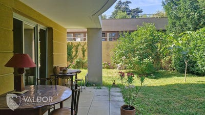 /international/fr/villefranche-sur-saone-rhone-310100792451/?lang=en