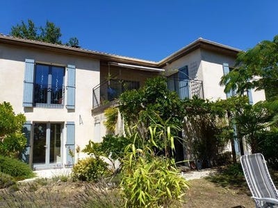 /international/fr/bonnes-charente-310101378971/?lang=en