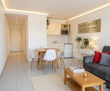 /international/fr/saint-martin-de-re-charente-310109849437/